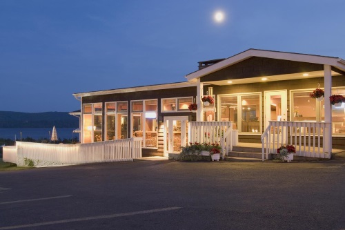 Silver Dart Lodge aankomst buitenkant